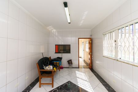 Casa à venda com 225m², 3 quartos e 1 vagaLavanderia