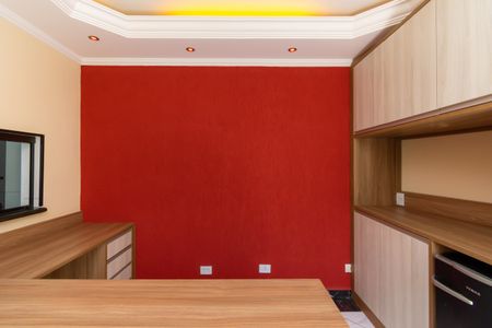 Casa à venda com 225m², 3 quartos e 1 vagaEscritório 