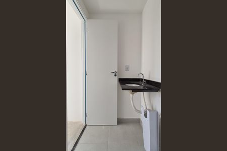 Apartamento à venda com 45m², 2 quartos e 1 vaga Apartamento à venda com 45m², 2 quartos e 1 vagaBanheiro
