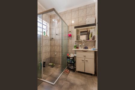 Casa à venda com 100m², 4 quartos e 2 vagasBanheiro