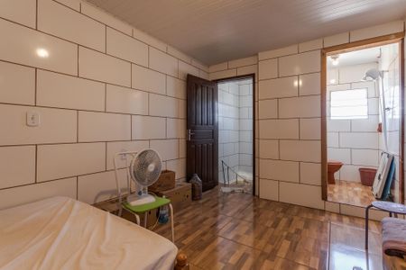 Casa à venda com 100m², 4 quartos e 2 vagasSuíte