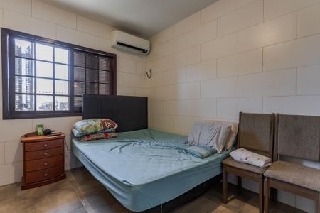 Casa à venda com 100m², 4 quartos e 2 vagasQuarto 1