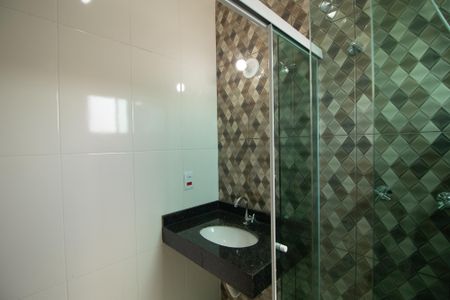 Casa à venda com 119m², 3 quartos e 2 vagasBanheiro da Suíte 2