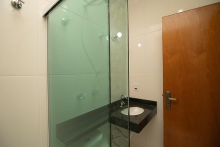 Casa à venda com 119m², 3 quartos e 2 vagasBanheiro da Suíte 3