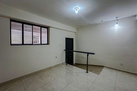 Casa à venda com 250m², 7 quartos e 1 vagaSala