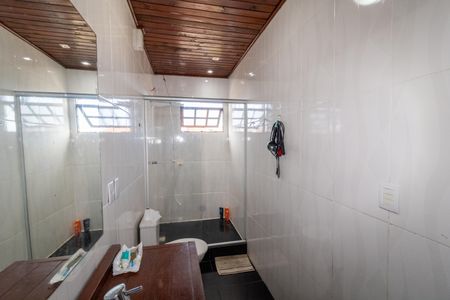 Casa de condomínio à venda com 140m², 3 quartos e 1 vagaBanheiro