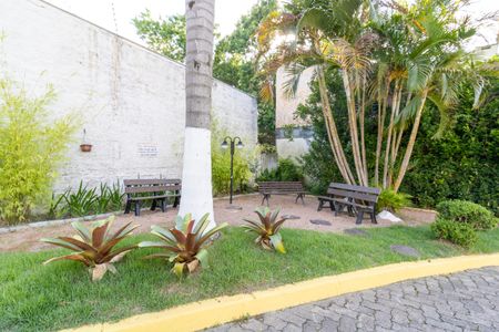 Casa de condomínio à venda com 140m², 3 quartos e 1 vagaÁrea comum