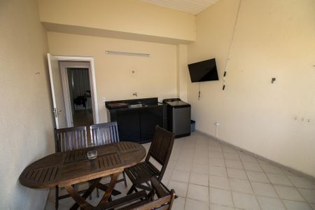 Casa de condomínio à venda com 116m², 3 quartos e 1 vagaÁrea gourmet