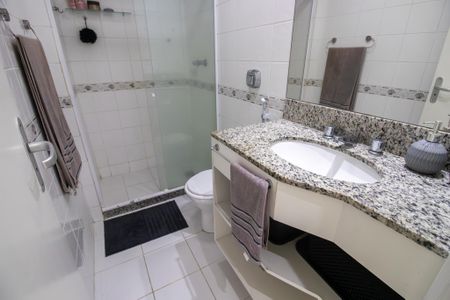 Casa de condomínio à venda com 116m², 3 quartos e 1 vagaBanheiro social