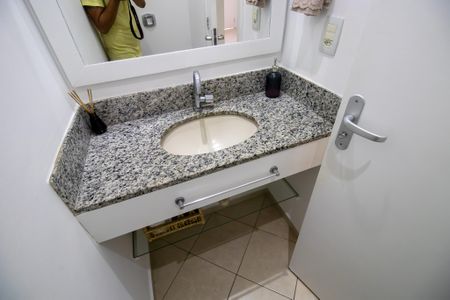 Casa de condomínio à venda com 116m², 3 quartos e 1 vagaLavabo