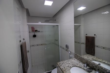 Casa de condomínio à venda com 116m², 3 quartos e 1 vagaBanheiro social