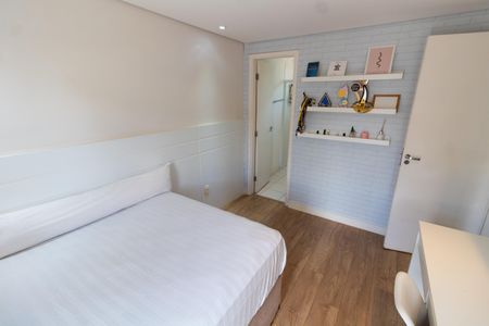 Casa de condomínio à venda com 90m², 3 quartos e 2 vagasSUITE