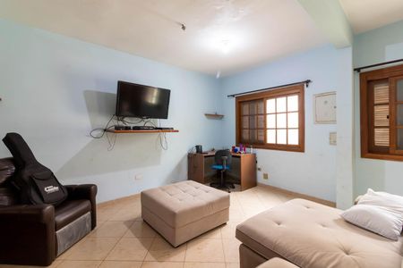 Casa para alugar com 255m², 4 quartos e 2 vagas Casa para alugar com 255m², 4 quartos e 2 vagasSala de Estar