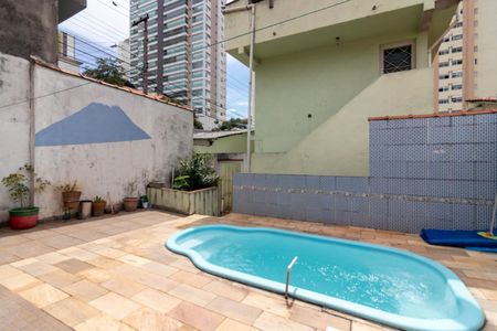 Casa para alugar com 255m², 4 quartos e 2 vagas Casa para alugar com 255m², 4 quartos e 2 vagasPiscina