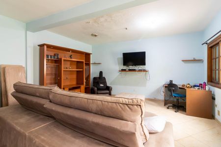 Casa para alugar com 255m², 4 quartos e 2 vagas Casa para alugar com 255m², 4 quartos e 2 vagasSala de Estar