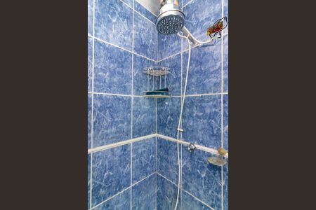 Casa para alugar com 255m², 4 quartos e 2 vagas Casa para alugar com 255m², 4 quartos e 2 vagasBanheiro da Suíte 1