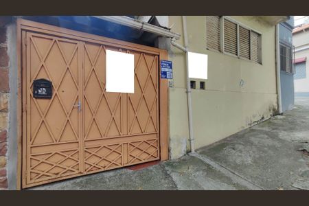 Casa para alugar com 255m², 4 quartos e 2 vagas Casa para alugar com 255m², 4 quartos e 2 vagasFachada