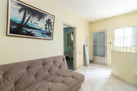 Casa para alugar com 255m², 4 quartos e 2 vagas Casa para alugar com 255m², 4 quartos e 2 vagasSala de TV