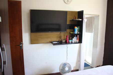 Casa à venda com 360m², 4 quartos e 1 vagaSuíte 