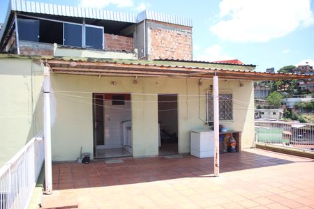 Casa à venda com 360m², 4 quartos e 1 vagaVaranda