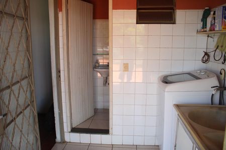 Casa à venda com 360m², 4 quartos e 1 vagaÁrea de Serviço