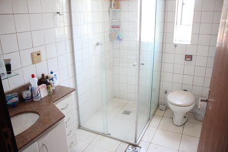 Casa à venda com 360m², 4 quartos e 1 vagaBanheiro Social