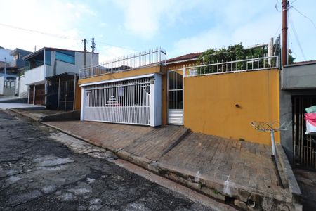 Casa para alugar com 34m², 1 quarto e 1 vagaFachada