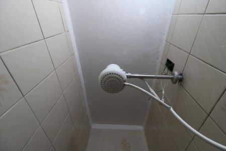Casa para alugar com 34m², 1 quarto e 1 vagaBanheiro - Chuveiro