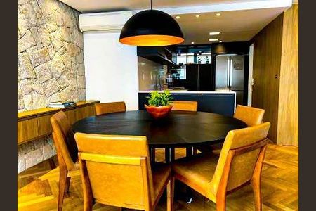 Apartamento à venda com 120m², 3 quartos e 1 vaga