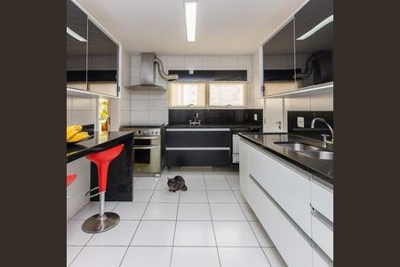Apartamento à venda com 366m², 3 quartos e 6 vagas