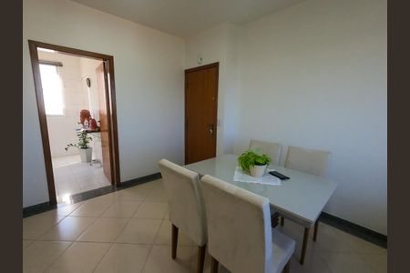 Apartamento para alugar com 135m², 2 quartos e 4 vagasSala / Copa