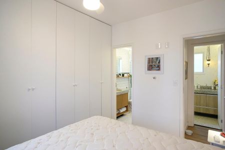 Apartamento à venda com 78m², 2 quartos e 2 vagasSuíte
