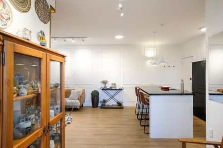 Apartamento à venda com 78m², 2 quartos e 2 vagasSala