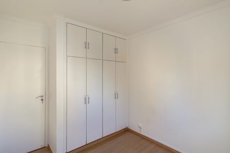 Apartamento à venda com 99m², 3 quartos e 2 vagasQuarto 2