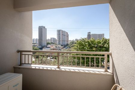 Apartamento à venda com 43m², 2 quartos e sem vagaVaranda