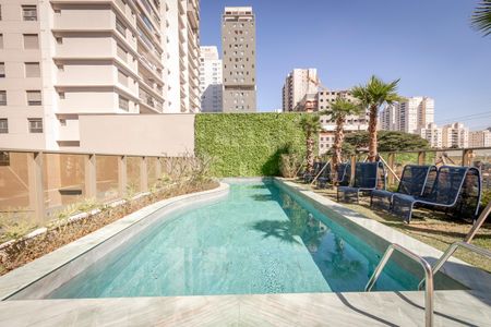 Apartamento à venda com 43m², 2 quartos e sem vagaÁrea comum - Piscina