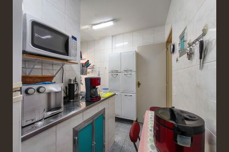 Apartamento à venda com 75m², 2 quartos e 1 vaga Apartamento à venda com 75m², 2 quartos e 1 vagaCozinha
