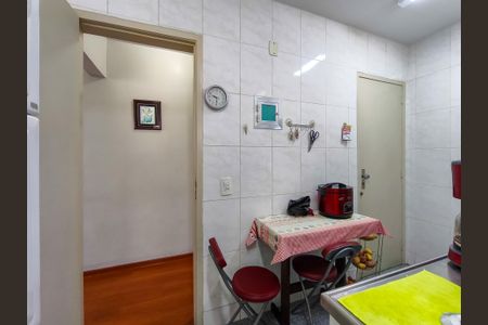Apartamento à venda com 75m², 2 quartos e 1 vaga Apartamento à venda com 75m², 2 quartos e 1 vagaCozinha