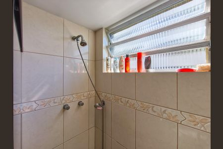 Apartamento à venda com 75m², 2 quartos e 1 vaga Apartamento à venda com 75m², 2 quartos e 1 vagaBanheiro Corredor