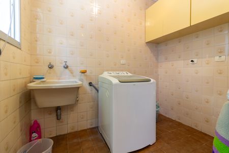 Casa de condomínio à venda com 219m², 3 quartos e 3 vagas Casa de condomínio à venda com 219m², 3 quartos e 3 vagasÁrea de Serviço