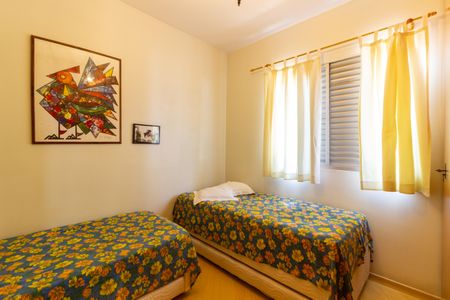 Casa de condomínio à venda com 219m², 3 quartos e 3 vagas Casa de condomínio à venda com 219m², 3 quartos e 3 vagasQuarto 2