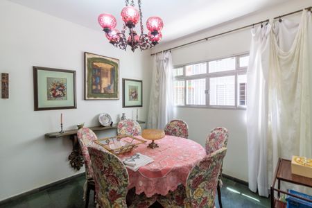 Casa de condomínio à venda com 219m², 3 quartos e 3 vagas Casa de condomínio à venda com 219m², 3 quartos e 3 vagasSala de Jantar