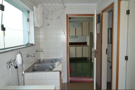 Casa à venda com 500m², 4 quartos e 4 vagasÁrea de Serviço