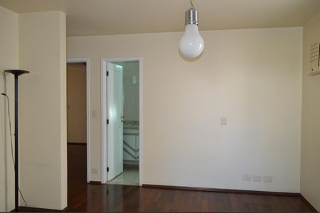 Casa à venda com 500m², 4 quartos e 4 vagasSuíte 1