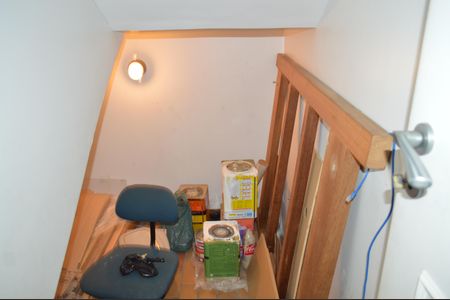 Casa à venda com 500m², 4 quartos e 4 vagasEscada 