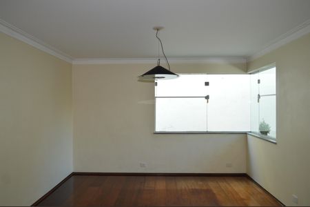 Casa à venda com 500m², 4 quartos e 4 vagasSala de Jantar