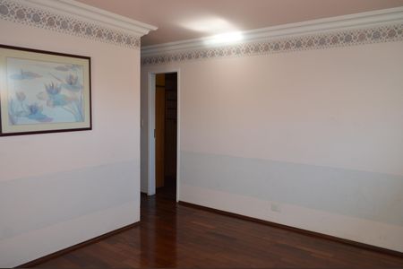 Casa à venda com 500m², 4 quartos e 4 vagasSuíte 2