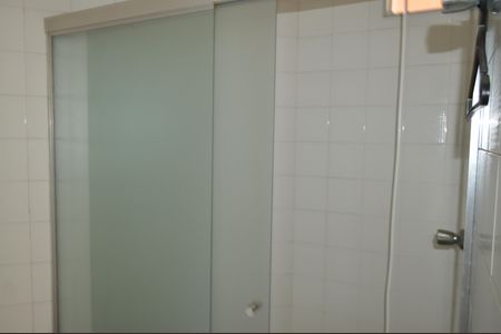 Casa à venda com 500m², 4 quartos e 4 vagasBanheiro da Área da piscina