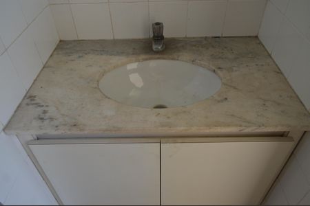 Casa à venda com 500m², 4 quartos e 4 vagasBanheiro da Área da piscina