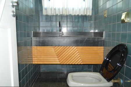 Casa à venda com 500m², 4 quartos e 4 vagasLavabo